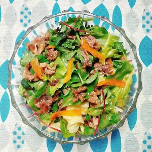 本わさびドレッシングの焼肉サラダ